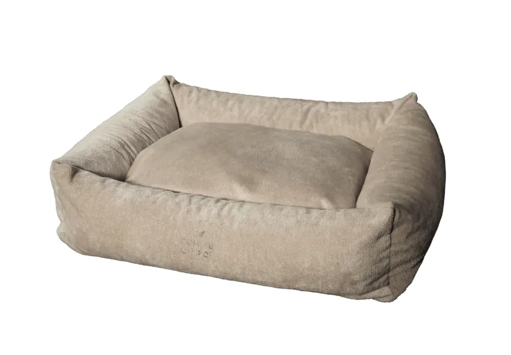 Prix Réduit Comme Un Roi – Panier Douillet Caresse Gris pour Chien et Chat