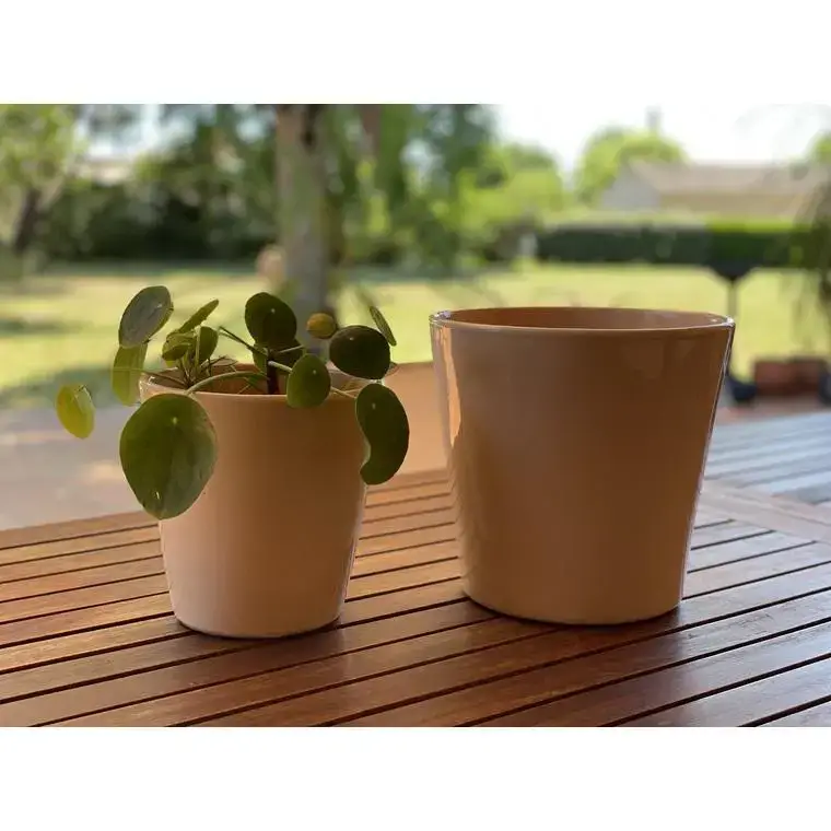 Pot coloris beige en terre émaillée Odyssée - Ø 18 cm Commander Maintenant