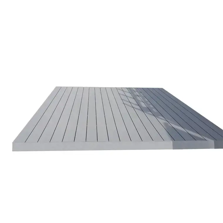 Option plancher terrasse composite 12m² pour abri Royan Satisfait Ou Remboursé