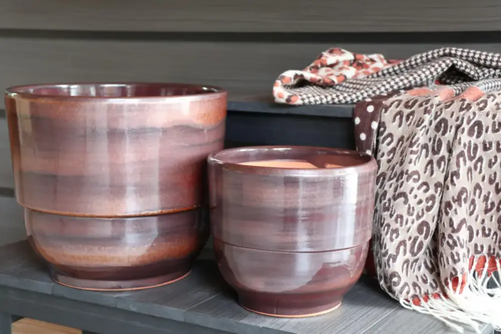 Vase en terre cuite émaillée marron Châtaigne Les Poteries d’Albi Rebord – Ø 21 x H 19 cm Populaire