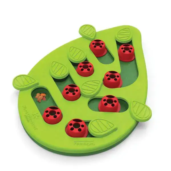 Jeu d&rsquo;intelligence pour chat coloris vert Nina Ottosson Buggin&rsquo;out – 37 x 24,5 x 3,2 cm Prix Choc